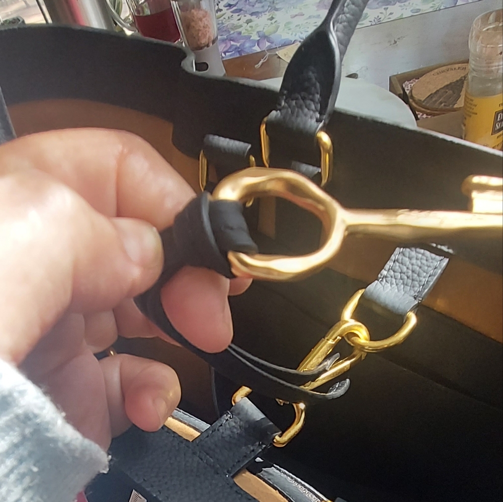 🌹Schiaparelli Tot b&w leather Measure tape motif  Bag whith removable key charm - Picture 3 of 16